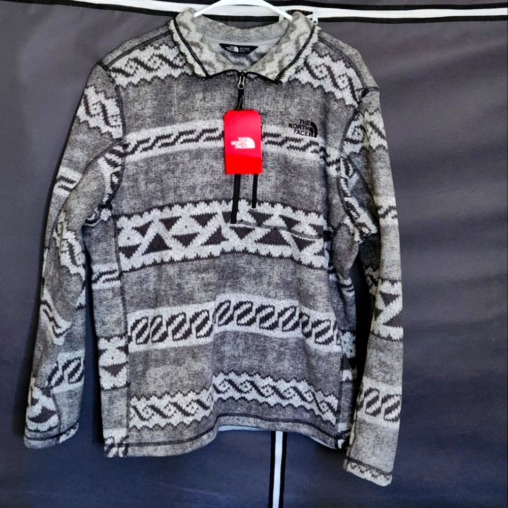 Pull over sweater